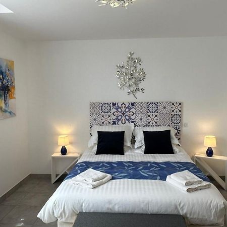 La Belle Prise Apartment Matougues Екстериор снимка