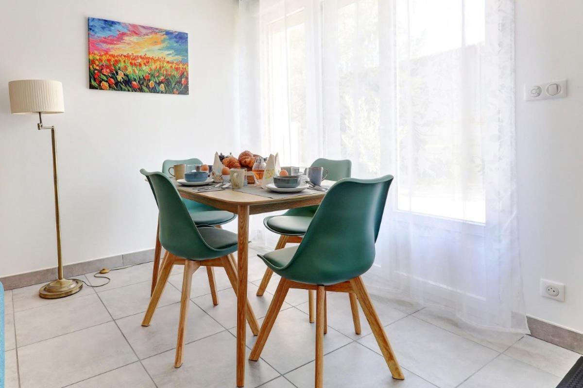 La Belle Prise Apartment Matougues Екстериор снимка