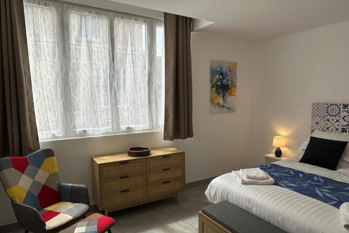 La Belle Prise Apartment Matougues Екстериор снимка